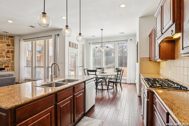 Image 8 of 41 For 21706 Miranda Hill