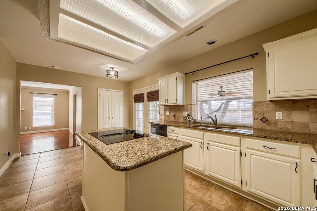 Image 7 of 30 For 13835 Shavano Glenn