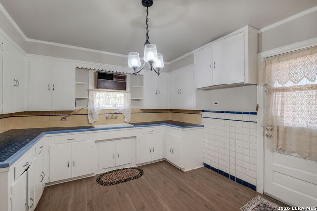 Image 13 of 33 For 1902 Schley Ave