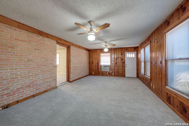 Image 23 of 33 For 1902 Schley Ave