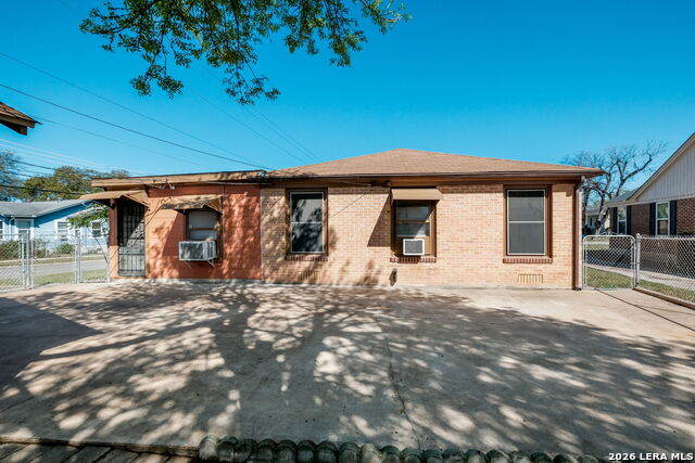 Image 33 of 33 For 1902 Schley Ave