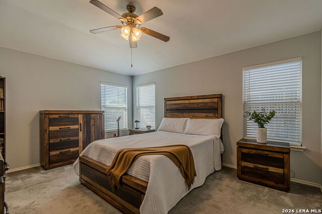 Listing photo id 8 for 2369 Carson Loop