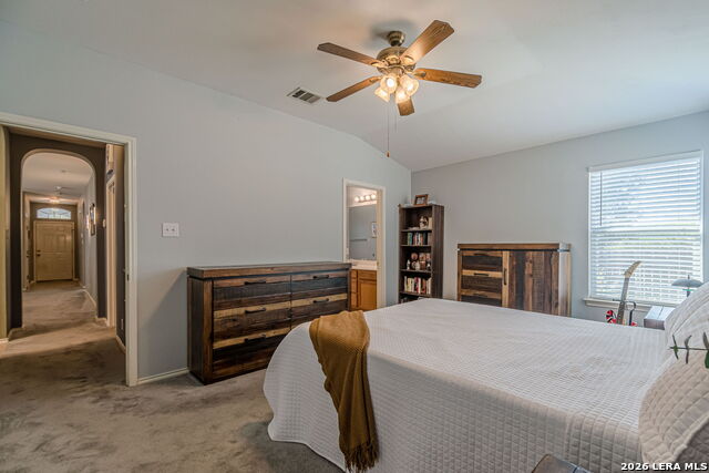 Listing photo id 9 for 2369 Carson Loop