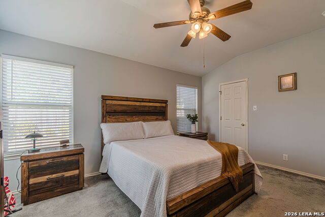 Listing photo id 10 for 2369 Carson Loop