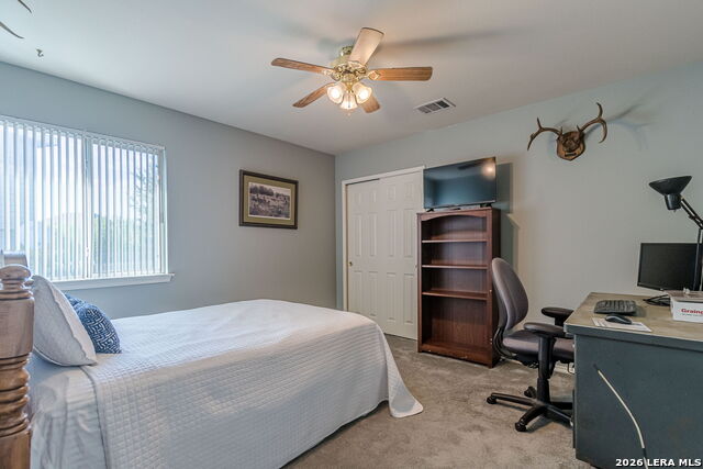 Listing photo id 17 for 2369 Carson Loop