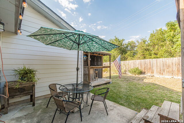 Listing photo id 19 for 2369 Carson Loop