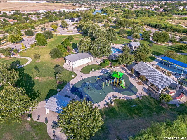 Listing photo id 26 for 2369 Carson Loop