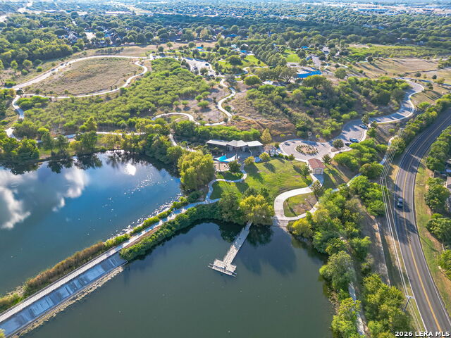 Listing photo id 29 for 2369 Carson Loop