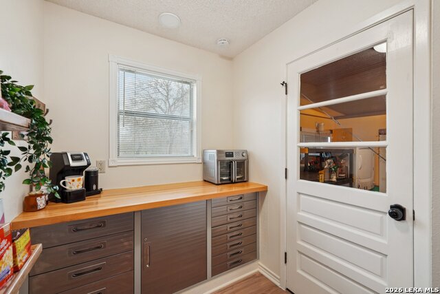 Image 18 of 39 For 802 Eagle Creek