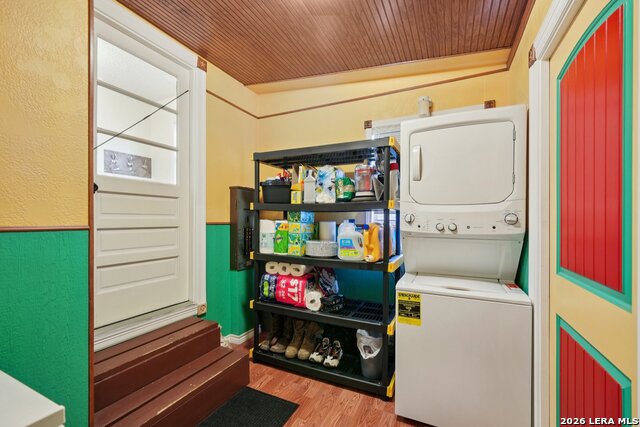 Image 19 of 39 For 802 Eagle Creek