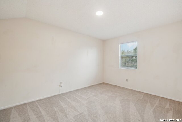 Image 25 of 39 For 802 Eagle Creek