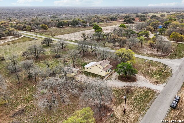 Image 34 of 39 For 802 Eagle Creek