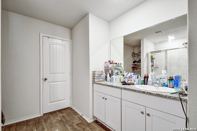 Image 19 of 27 For 3207 Onion Creek