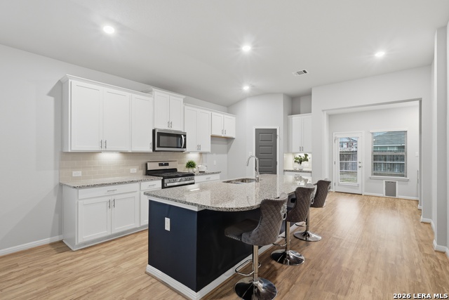 Image 8 of 35 For 12939 Awuzie Trail