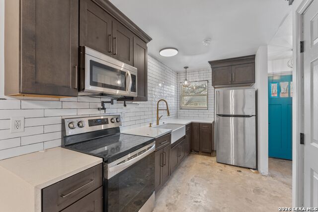 Image 9 of 30 For 907 Dawson  