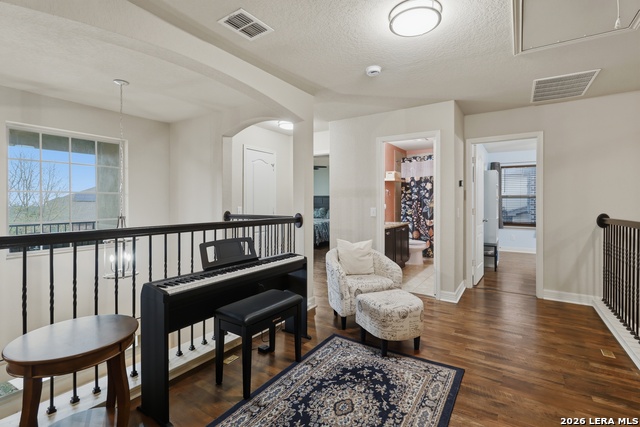 Listing photo id 16 for 12619 Chihuahua