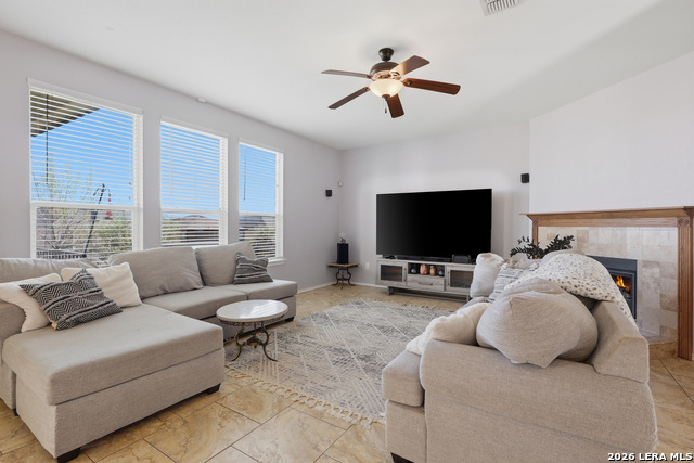 Image 15 of 50 For 6514 Wind Trce