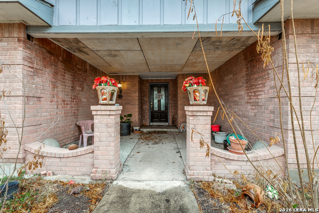 Image 4 of 9 For 1551 Villaret W