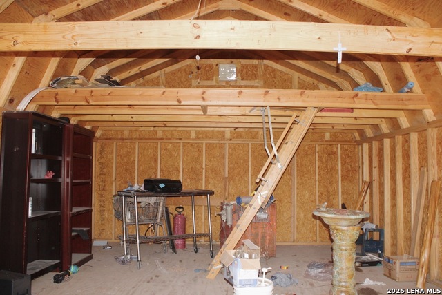 Image 19 of 24 For 2051 Indian Hills