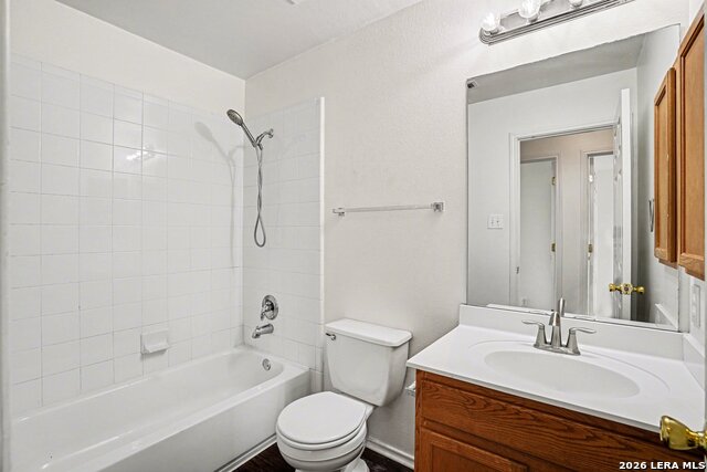 Image 15 of 17 For 7415 Lacey Oak