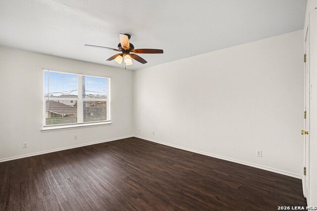 Image 8 of 17 For 7415 Lacey Oak