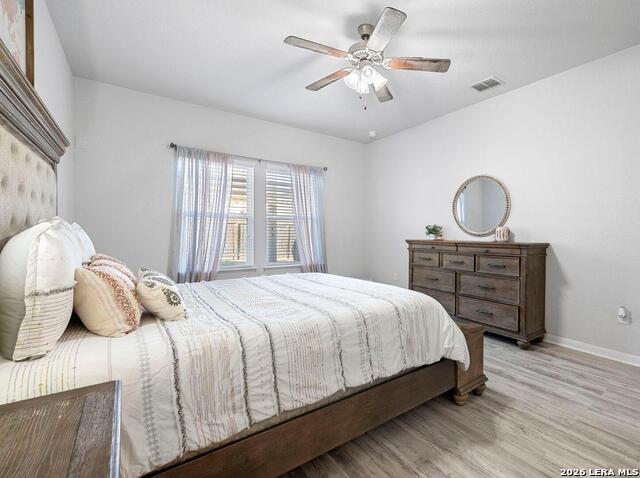 Image 17 of 38 For 8935 Holland Park