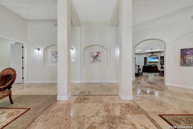 Image 11 of 52 For 115 Treeline