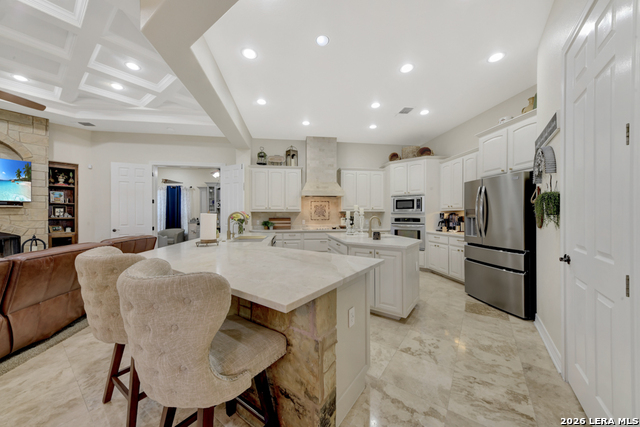 Image 14 of 52 For 115 Treeline