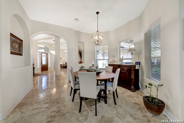 Image 17 of 52 For 115 Treeline