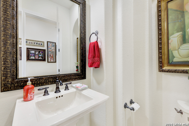 Image 25 of 52 For 115 Treeline