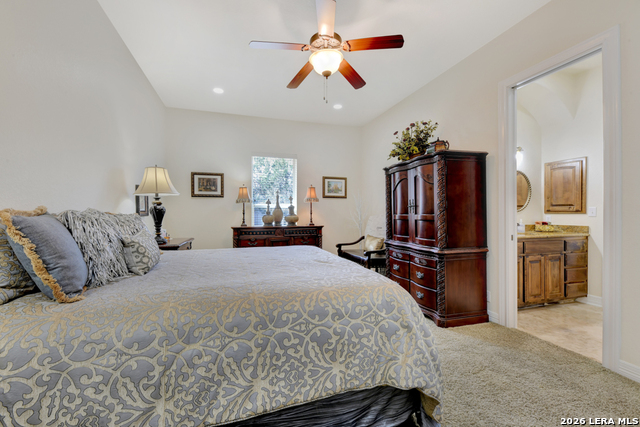 Image 27 of 52 For 115 Treeline