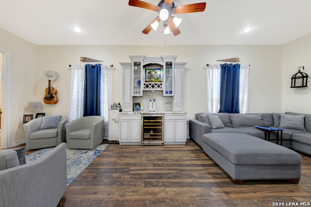 Image 32 of 52 For 115 Treeline