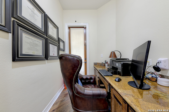 Image 35 of 52 For 115 Treeline