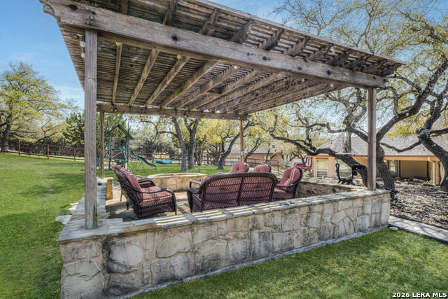 Image 46 of 52 For 115 Treeline