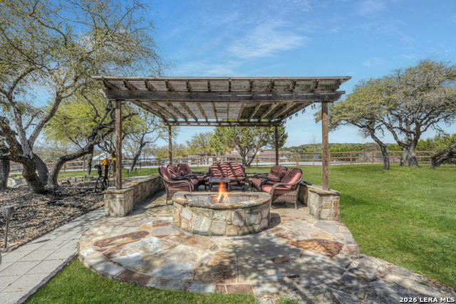 Image 5 of 52 For 115 Treeline