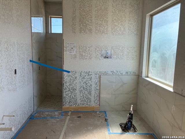 Image 6 of 6 For 313 Farmhouse Drive