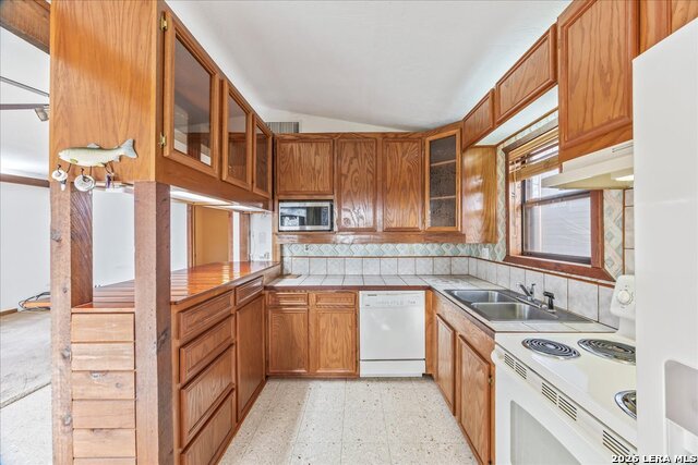 Image 9 of 36 For 2748 Lakeshore