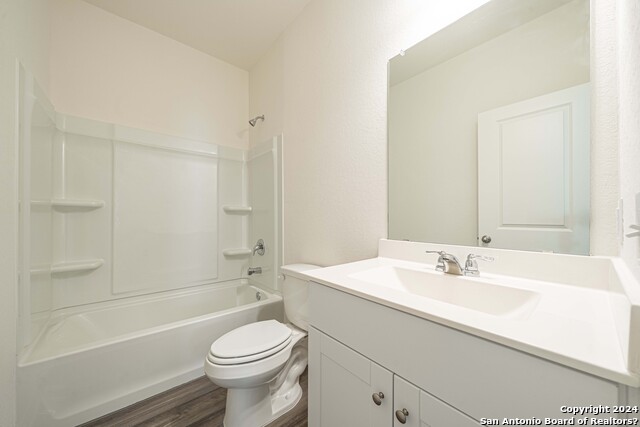 Image 16 of 27 For 7518 Boa Hollow