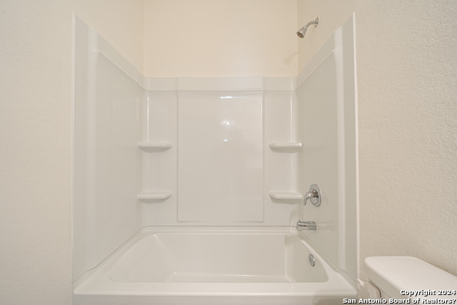 Image 17 of 27 For 7518 Boa Hollow