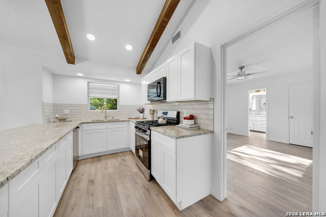 Image 3 of 20 For 6410 Stable Road