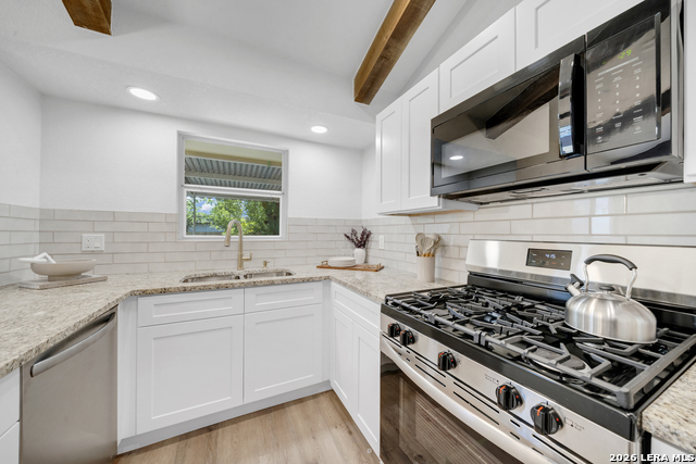 Image 5 of 20 For 6410 Stable Road