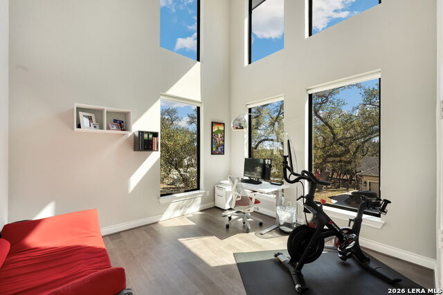 Image 26 of 48 For 1647 Bussola