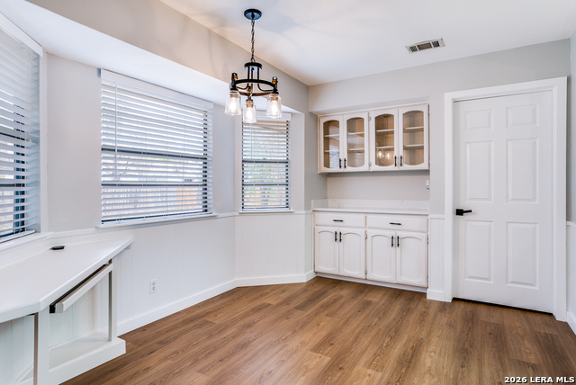 Image 11 of 38 For 2910 Bee Cave