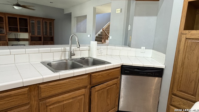 Image 31 of 59 For 10565 Briggs