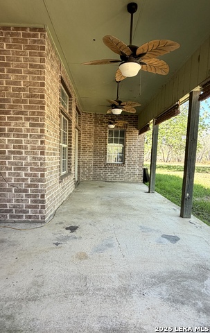 Image 34 of 59 For 10565 Briggs