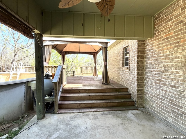 Image 36 of 59 For 10565 Briggs