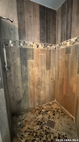 Image 44 of 59 For 10565 Briggs