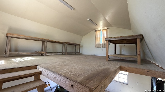 Image 56 of 59 For 10565 Briggs