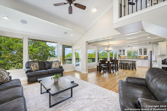 Image 21 of 68 For 361 Riviera Dr.