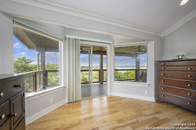 Image 37 of 68 For 361 Riviera Dr.